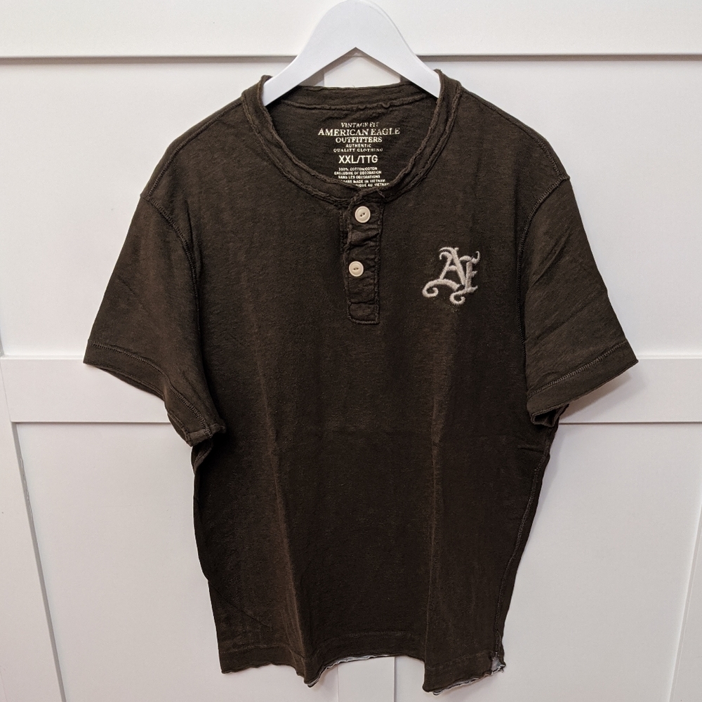 American Eagle T-shirt